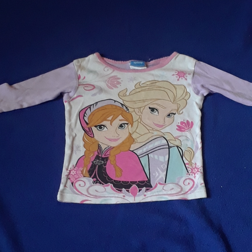 Frozen 4T PJ Set - Picture 2 of 13